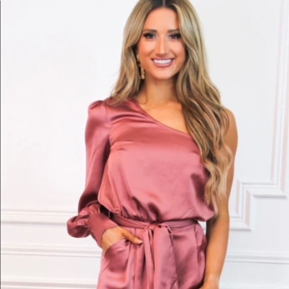 Jump suit - Picture 2 of 6